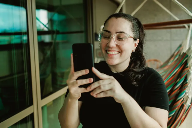 Is Tinder Free? Here's Exactly What You Get Without Spending a Dime